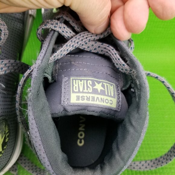 ✅Converse Chuck Taylor All Star Street Mid Shoes Youth/GS Size 2 Grey 661890F - Picture 12 of 12